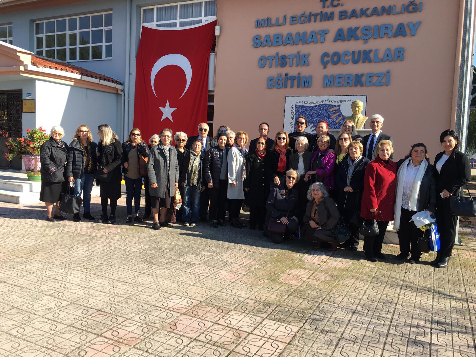 Sabahat Akşıray Otizm Merkezi, Menemen